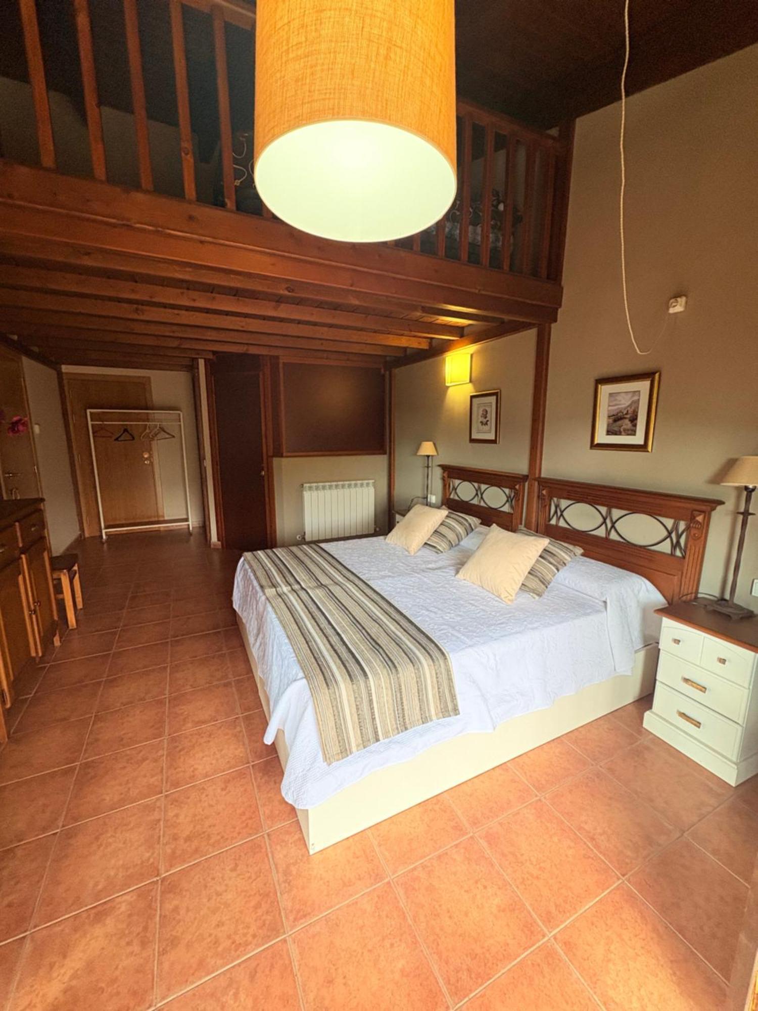 Hotel Guara Inluka Las Almunias Pokoj fotografie
