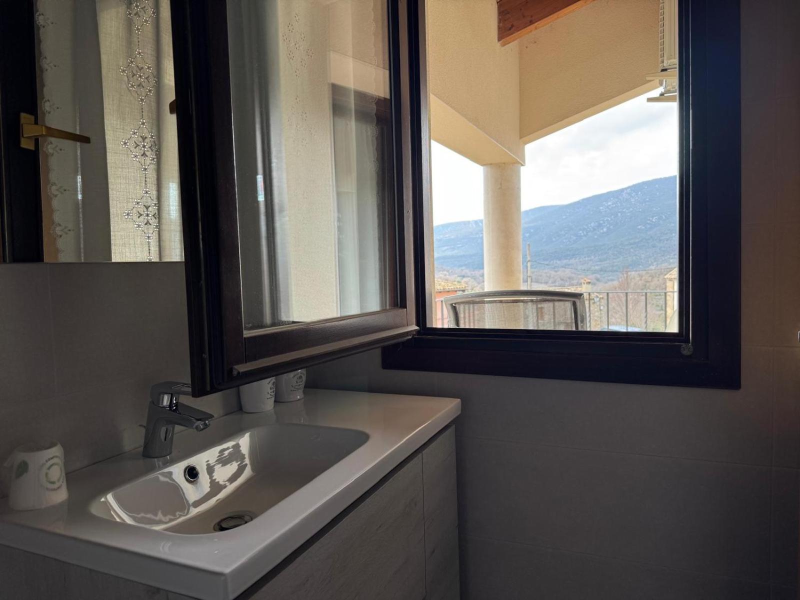 Hotel Guara Inluka Las Almunias Exteriér fotografie
