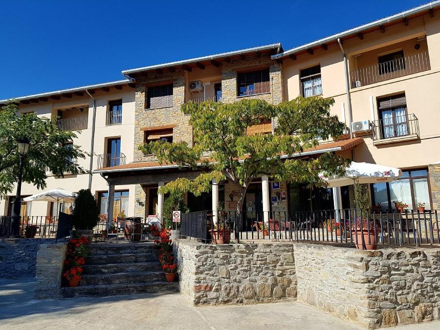 Hotel Guara Inluka Las Almunias Exteriér fotografie